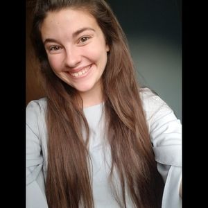 Meet your Posher, Kaitlynne